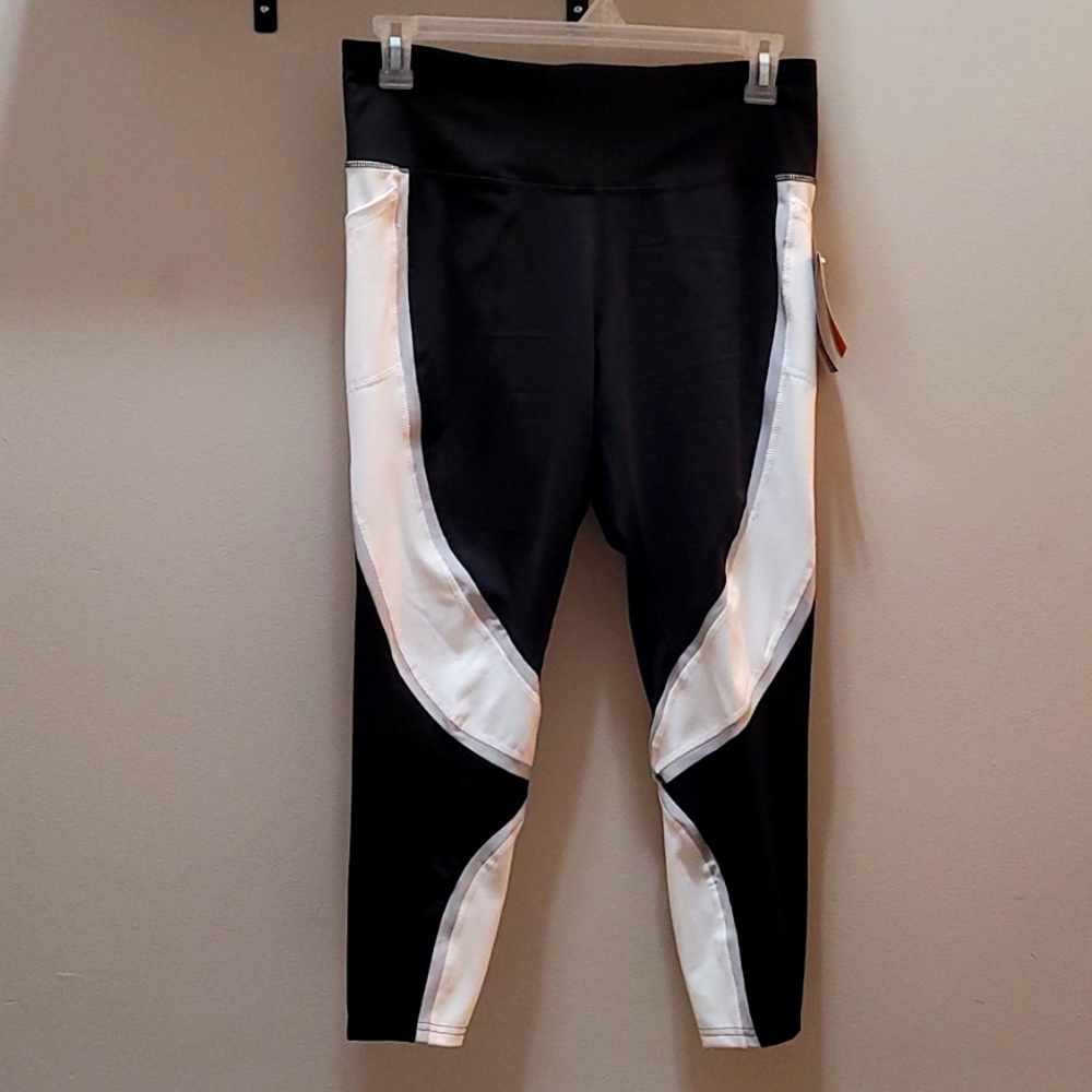 Avia Cropped Legging Women's 12-14 Large